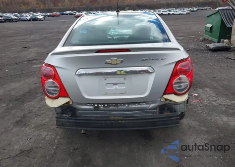 2013 Chevrolet Sonic Lt Manual из США, поврежденный, VIN 1G1JD5SG2D4143717